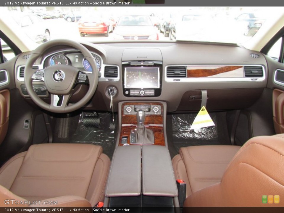 Saddle Brown Interior Dashboard for the 2012 Volkswagen Touareg VR6 FSI Lux 4XMotion #61781378