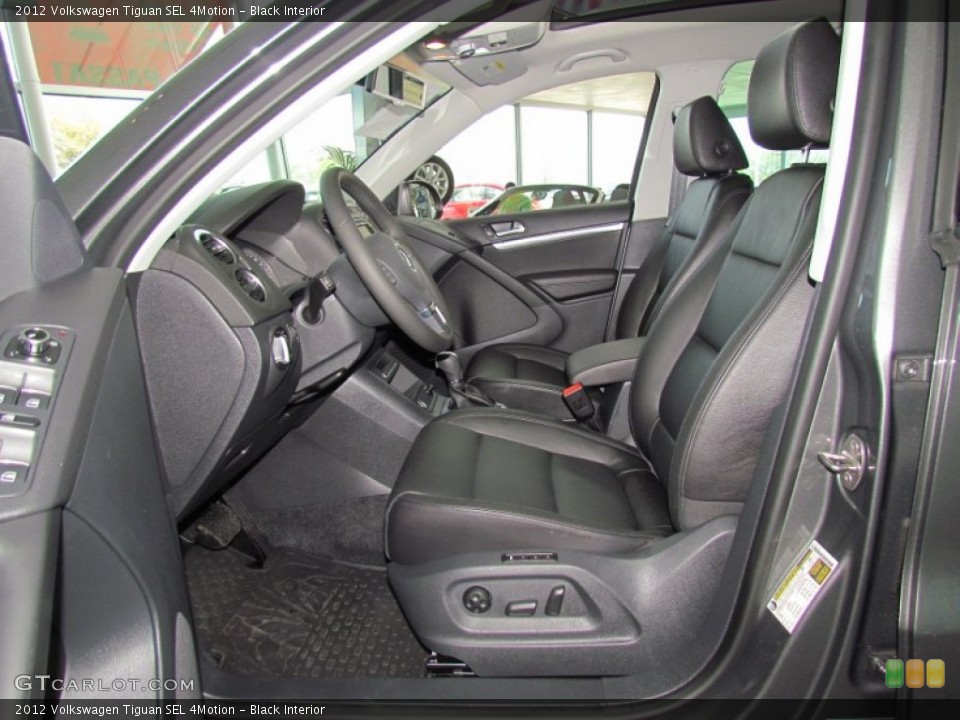 Black Interior Photo for the 2012 Volkswagen Tiguan SEL 4Motion #61782038