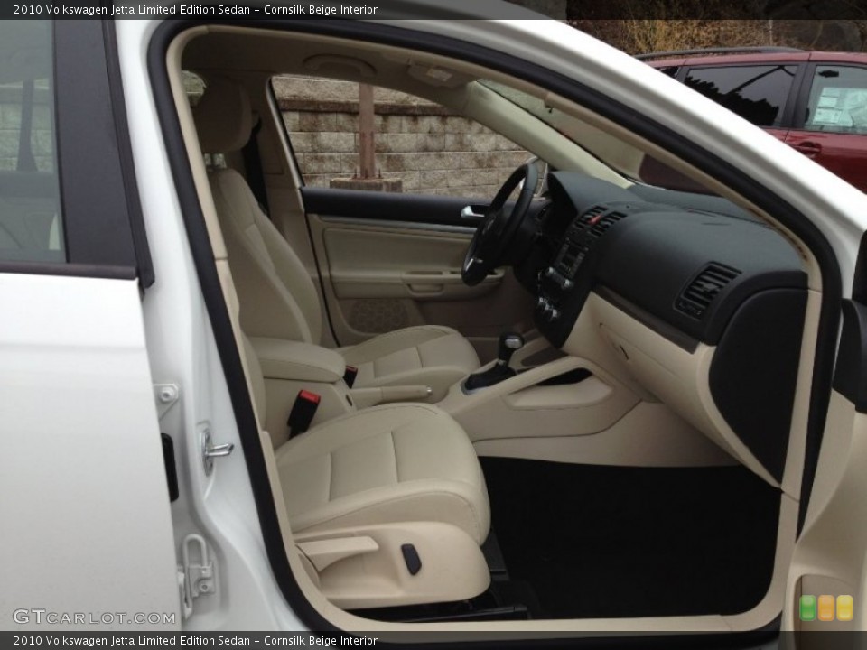 Cornsilk Beige Interior Photo for the 2010 Volkswagen Jetta Limited Edition Sedan #61805309