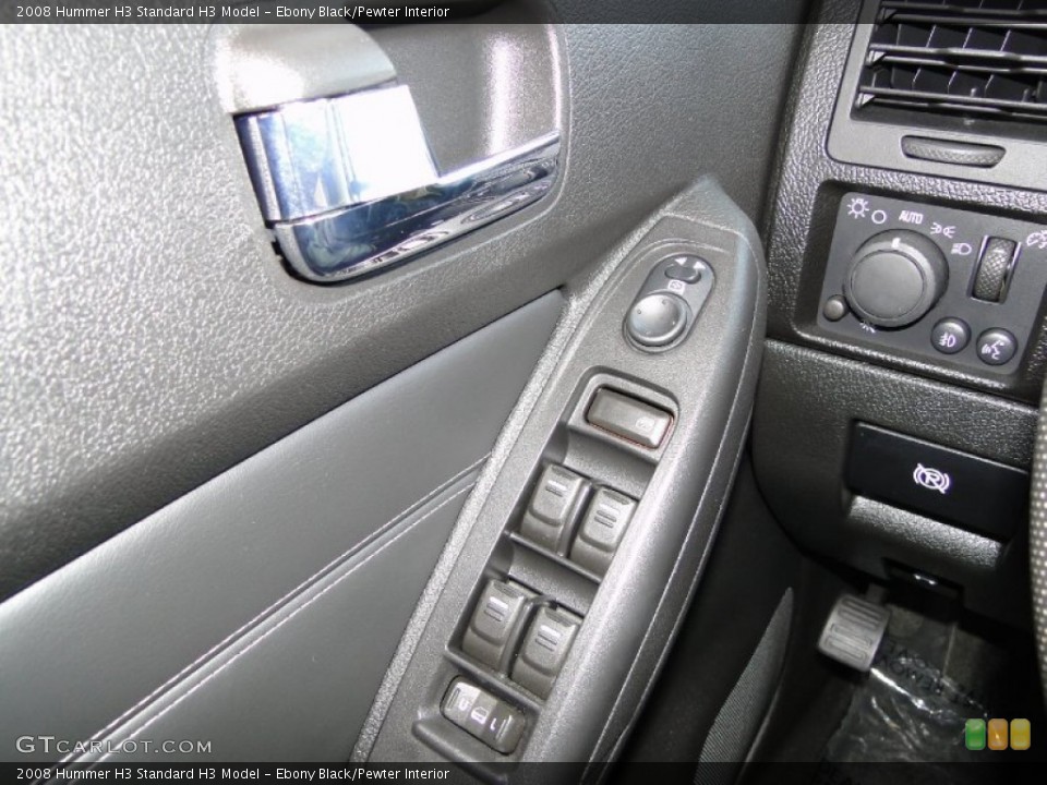 Ebony Black/Pewter Interior Controls for the 2008 Hummer H3  #61823393