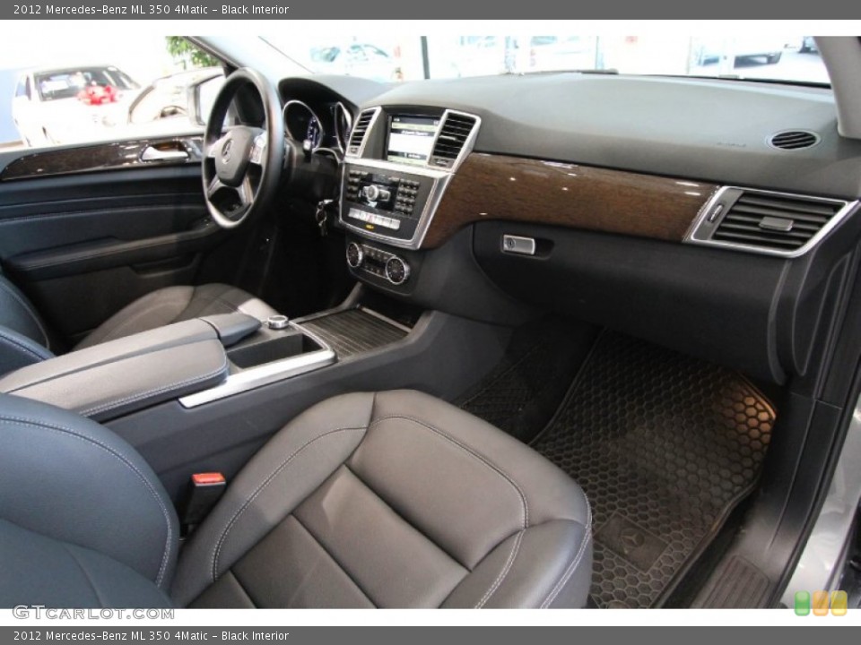 Black Interior Dashboard for the 2012 Mercedes-Benz ML 350 4Matic #61824263
