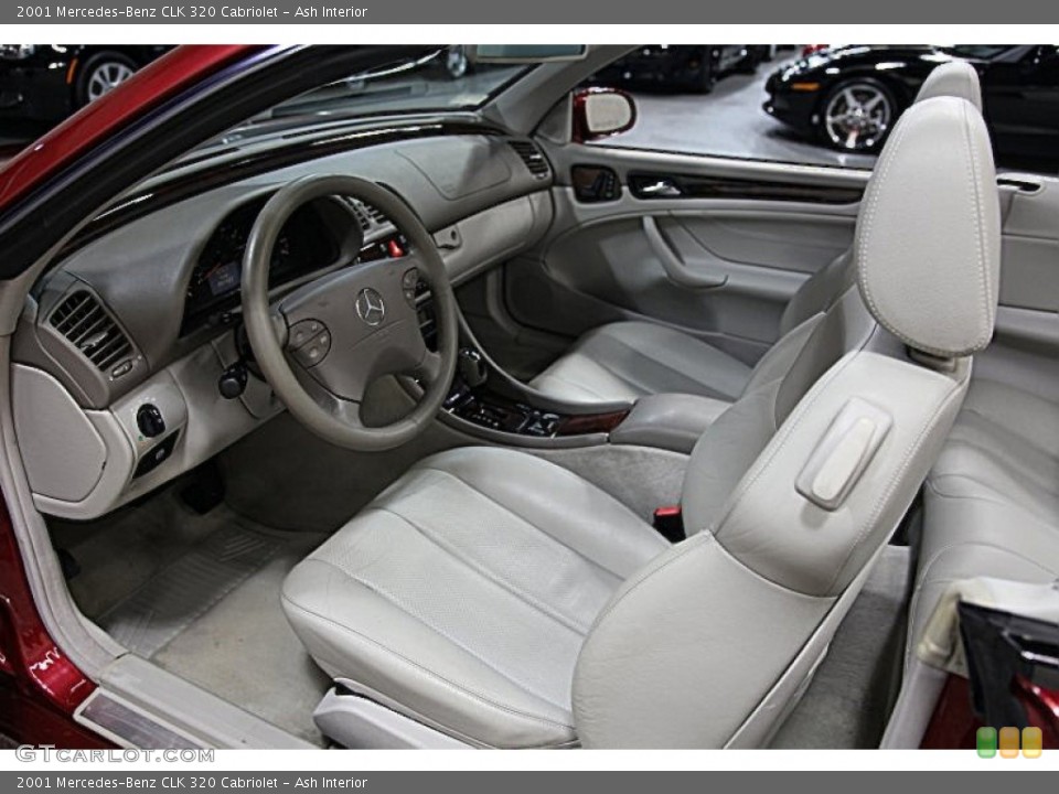 Ash Interior Photo for the 2001 Mercedes-Benz CLK 320 Cabriolet #61828330