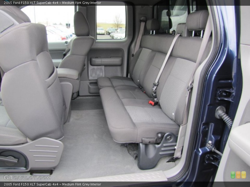 Medium Flint Grey Interior Rear Seat for the 2005 Ford F150 XLT SuperCab 4x4 #61834374