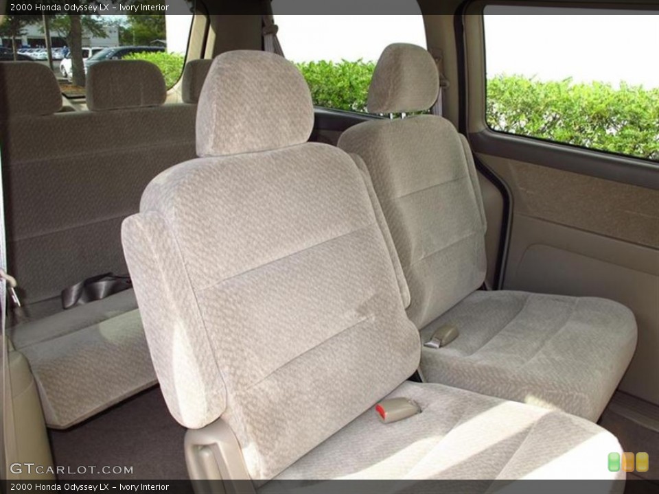 Ivory 2000 Honda Odyssey Interiors
