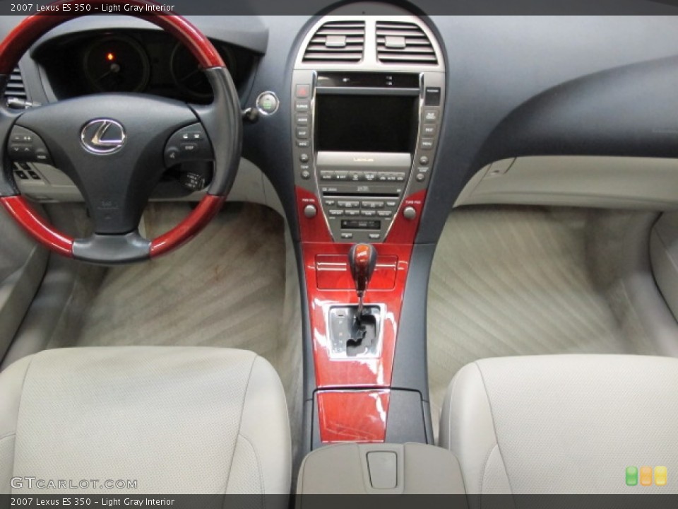 Light Gray Interior Controls for the 2007 Lexus ES 350 #61847703
