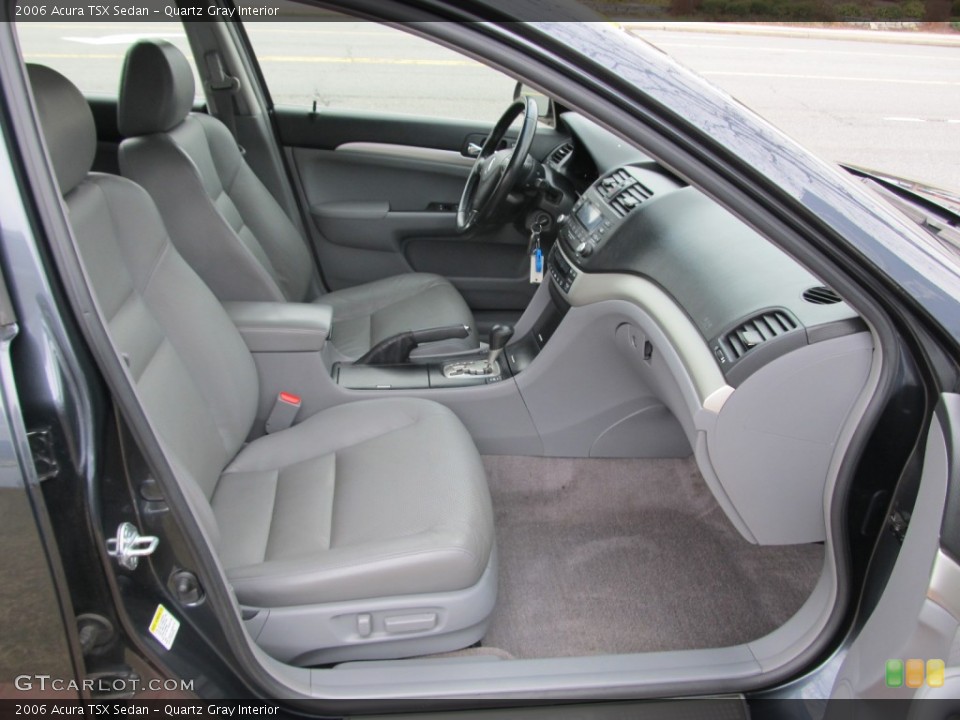 Quartz Gray Interior Photo for the 2006 Acura TSX Sedan #61849656