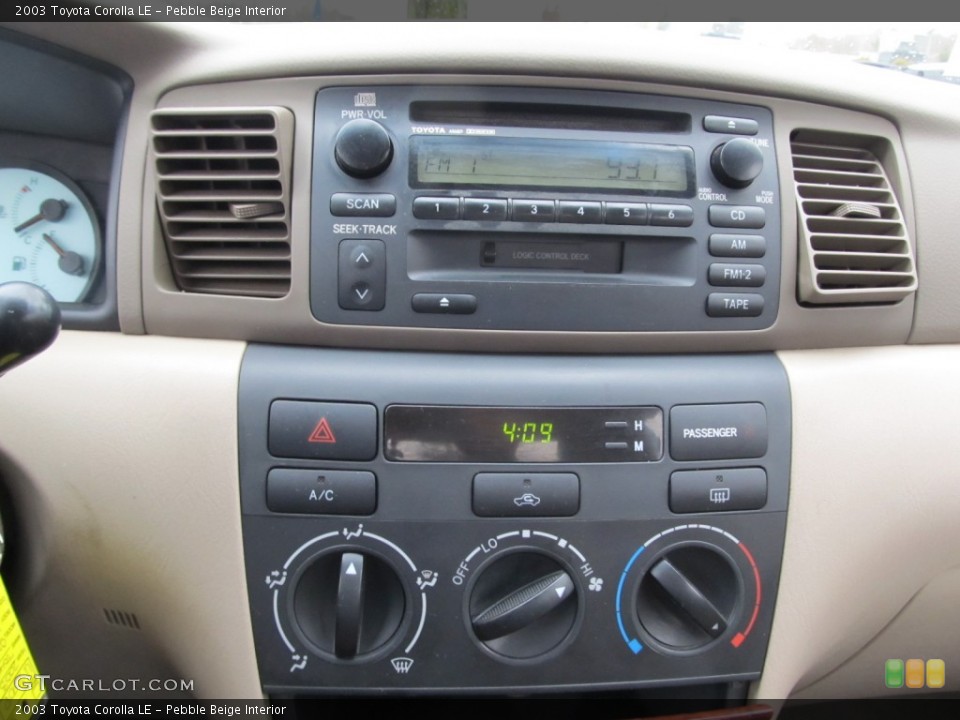Pebble Beige Interior Controls for the 2003 Toyota Corolla LE #61851120