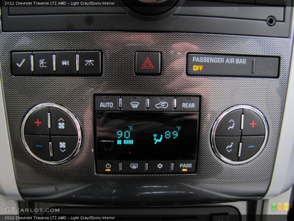 Light Gray/Ebony Interior Controls for the 2012 Chevrolet Traverse LTZ AWD #61857924