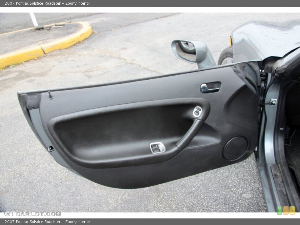 Ebony Interior Door Panel for the 2007 Pontiac Solstice Roadster #61860288