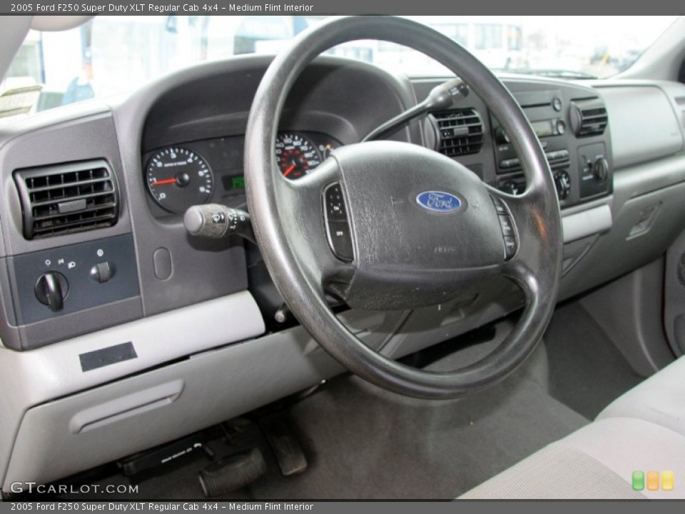 Medium Flint Interior Dashboard for the 2005 Ford F250 Super Duty XLT Regular Cab 4x4 #61860456