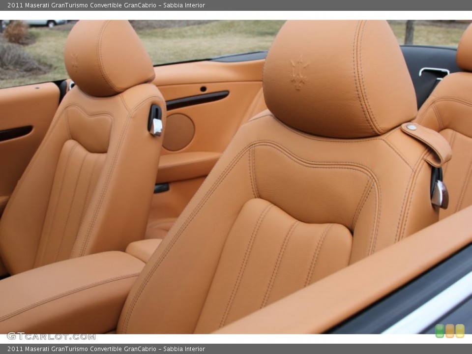 Sabbia Interior Photo for the 2011 Maserati GranTurismo Convertible GranCabrio #61861767