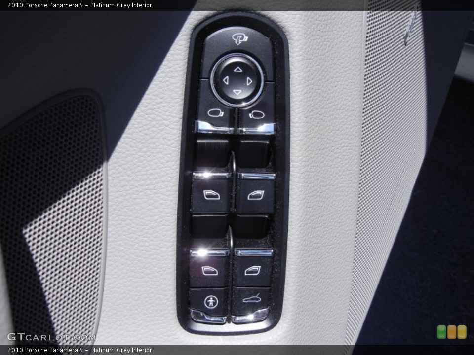 Platinum Grey Interior Controls for the 2010 Porsche Panamera S #61896058