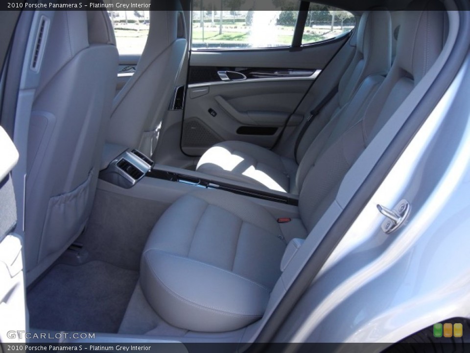 Platinum Grey Interior Rear Seat for the 2010 Porsche Panamera S #61896067