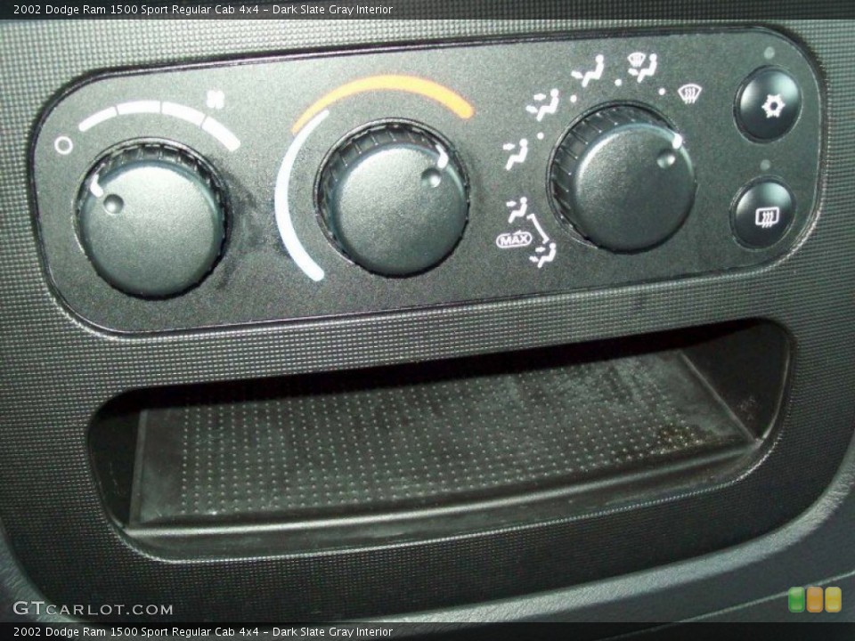 Dark Slate Gray Interior Controls for the 2002 Dodge Ram 1500 Sport Regular Cab 4x4 #61919551