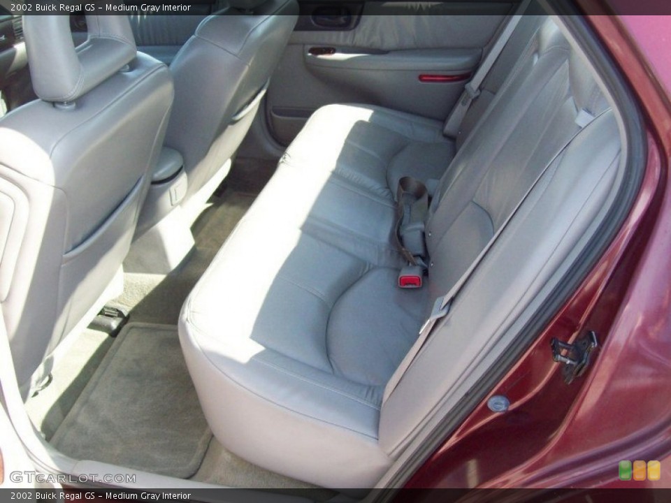 Medium Gray Interior Rear Seat for the 2002 Buick Regal GS #61919758