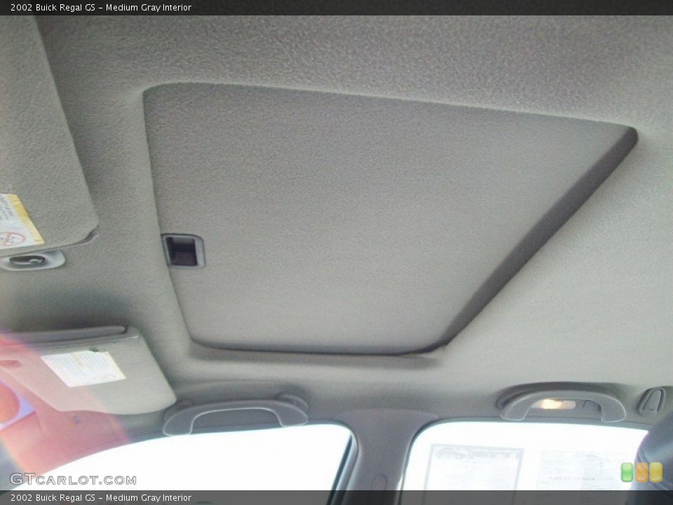 Medium Gray Interior Sunroof for the 2002 Buick Regal GS #61919839