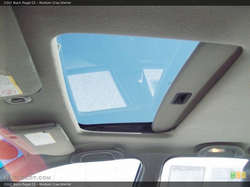 Medium Gray Interior Sunroof for the 2002 Buick Regal GS #61919848