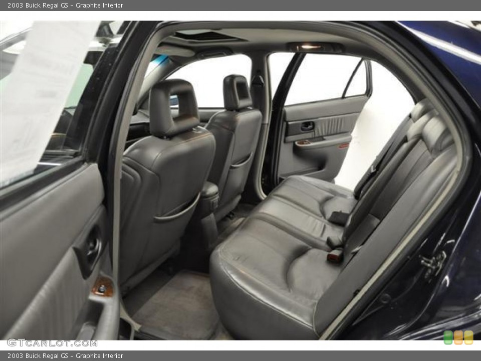 Graphite 2003 Buick Regal Interiors