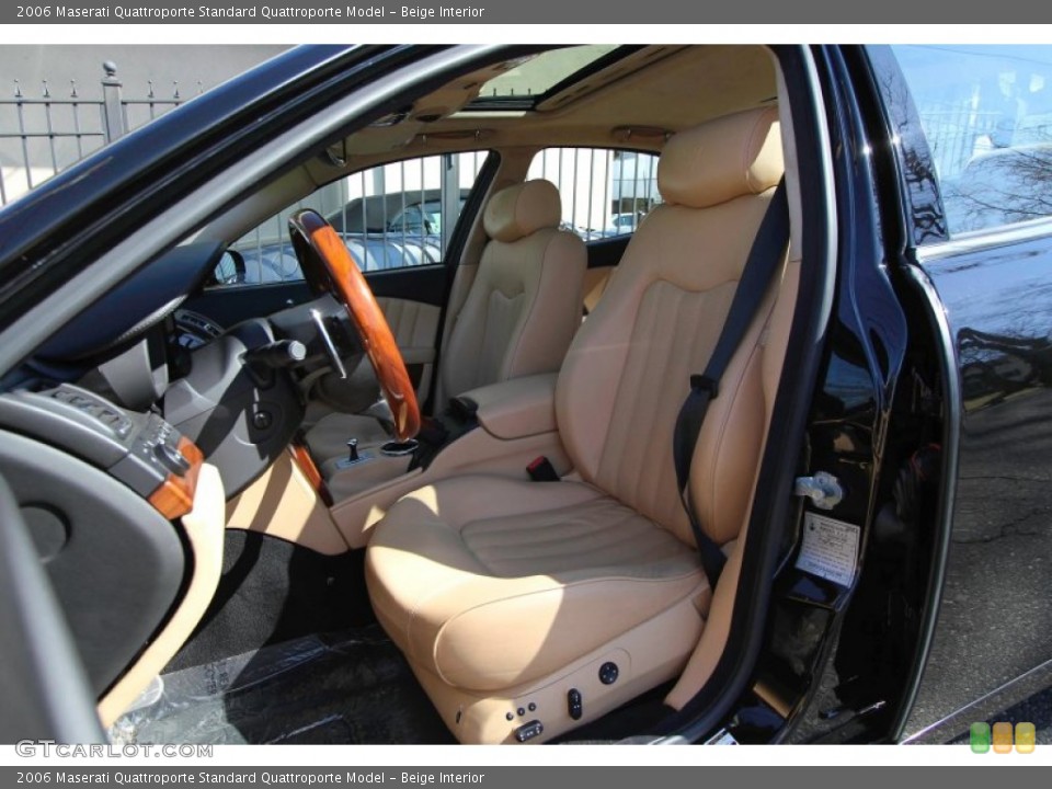 Beige Interior Photo for the 2006 Maserati Quattroporte  #61932436