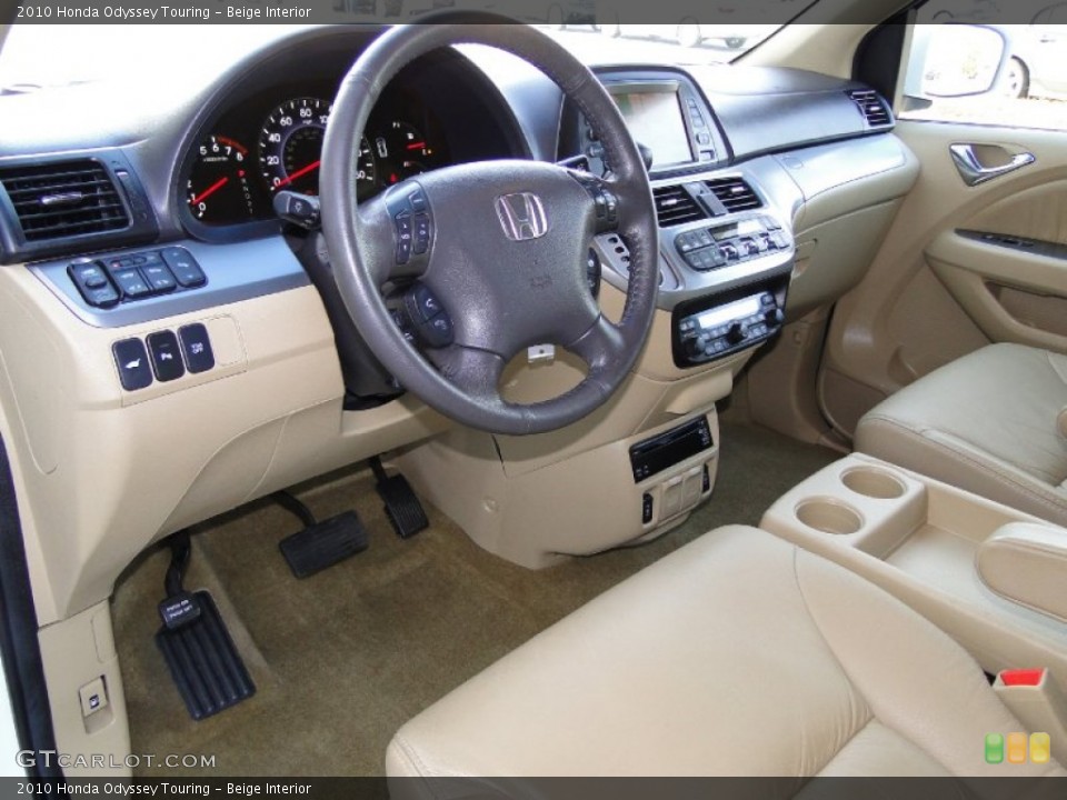 Beige Interior Photo for the 2010 Honda Odyssey Touring #61953503