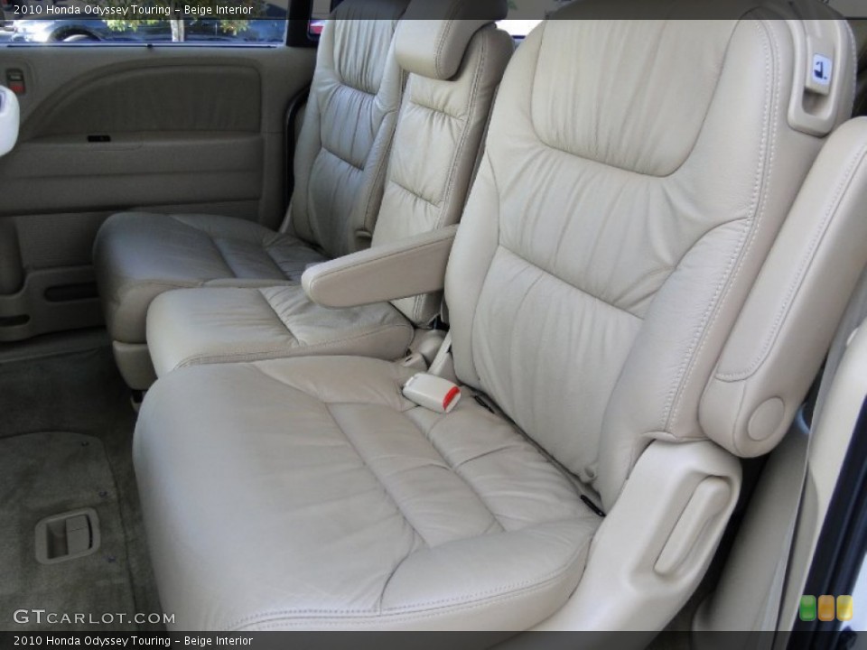 Beige Interior Rear Seat for the 2010 Honda Odyssey Touring #61953668