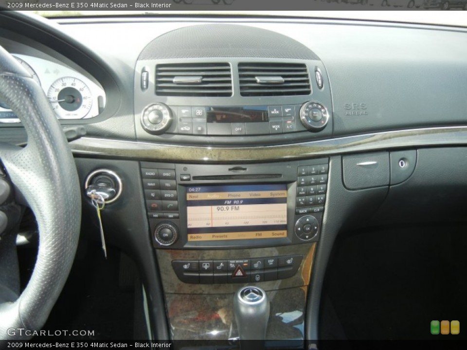 Black Interior Controls for the 2009 Mercedes-Benz E 350 4Matic Sedan #61971240