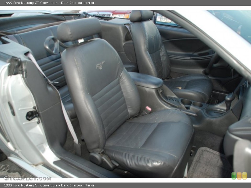 Dark Charcoal Interior Photo for the 1999 Ford Mustang GT Convertible #61999483
