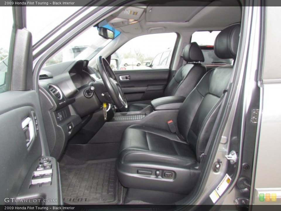 Black Interior Photo for the 2009 Honda Pilot Touring #62001651