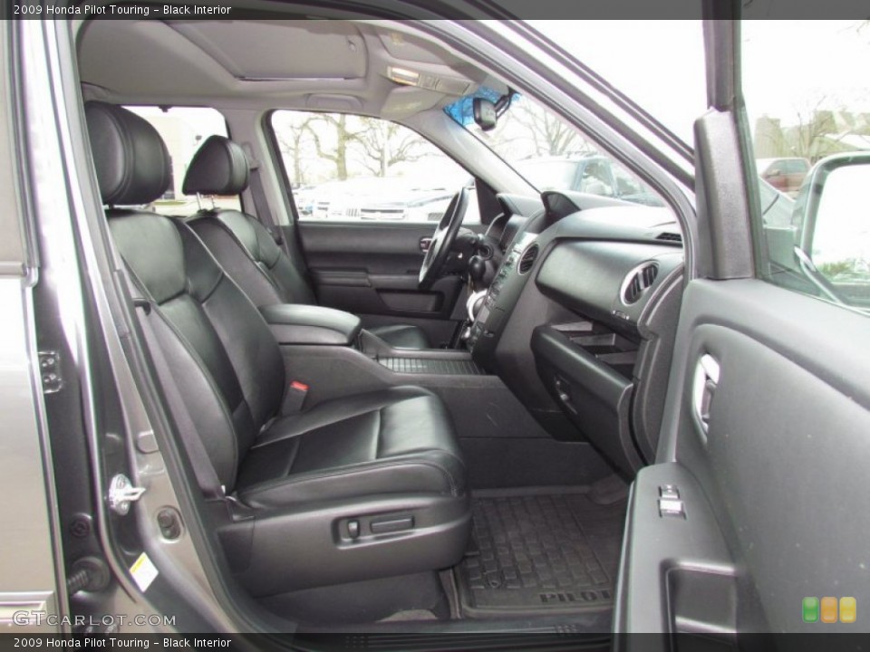 Black Interior Photo for the 2009 Honda Pilot Touring #62001660