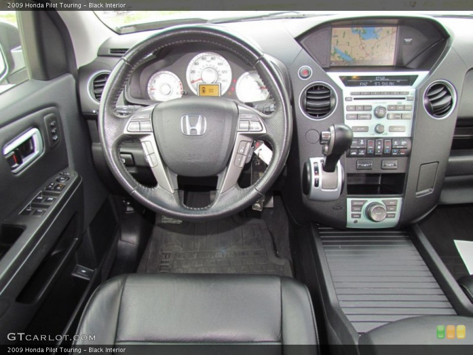 Black Interior Dashboard for the 2009 Honda Pilot Touring #62001705