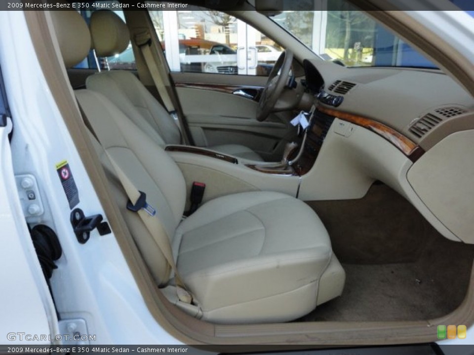 Cashmere Interior Photo for the 2009 Mercedes-Benz E 350 4Matic Sedan #62012492