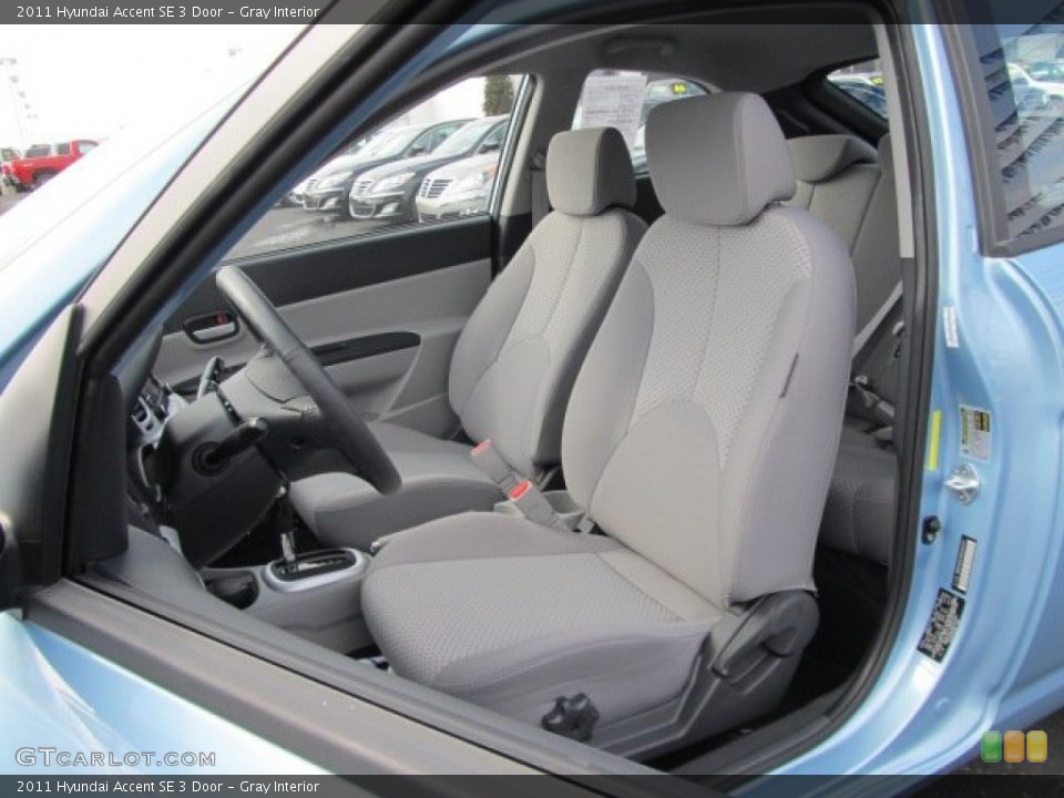 Gray Interior Photo for the 2011 Hyundai Accent SE 3 Door #62023923