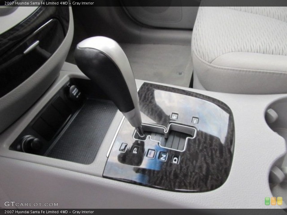 Gray Interior Transmission for the 2007 Hyundai Santa Fe Limited 4WD #62024619