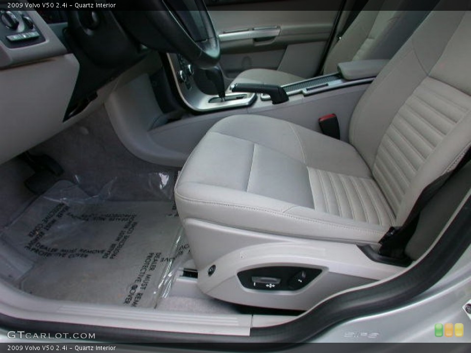 Quartz 2009 Volvo V50 Interiors