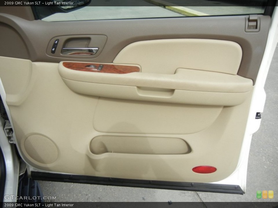 Light Tan Interior Door Panel for the 2009 GMC Yukon SLT #62046723
