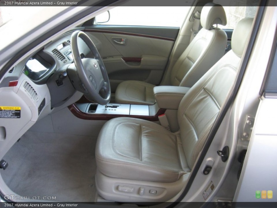 Gray Interior Photo for the 2007 Hyundai Azera Limited #62048472