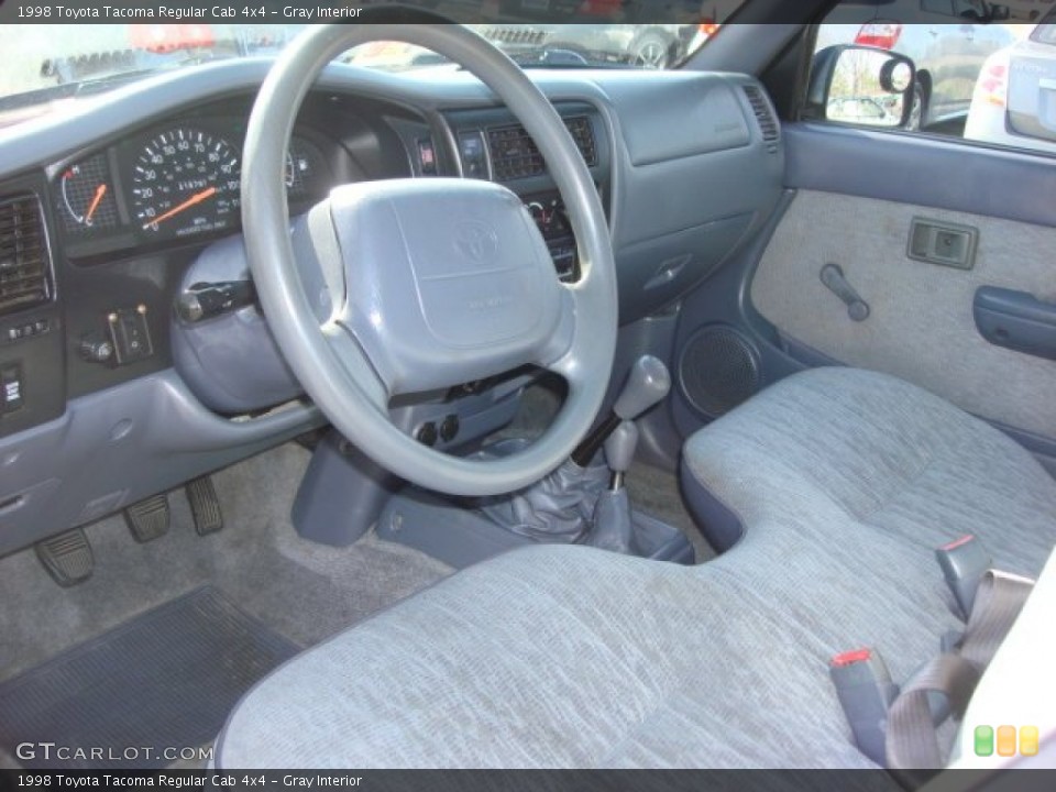 Gray Interior Photo for the 1998 Toyota Tacoma Regular Cab 4x4 #62060700