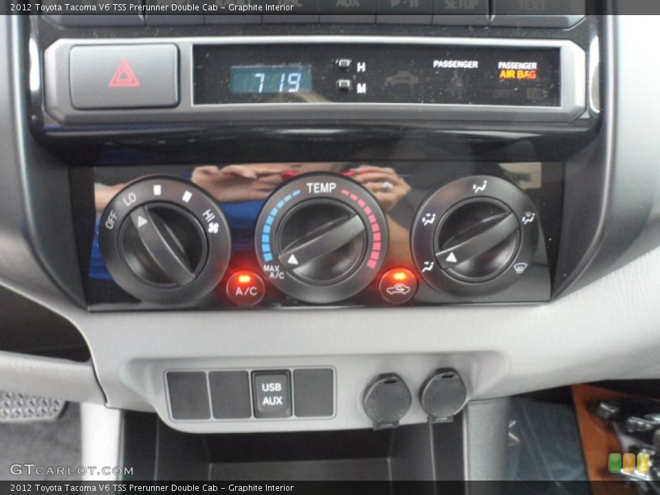 Graphite Interior Controls for the 2012 Toyota Tacoma V6 TSS Prerunner Double Cab #62068716
