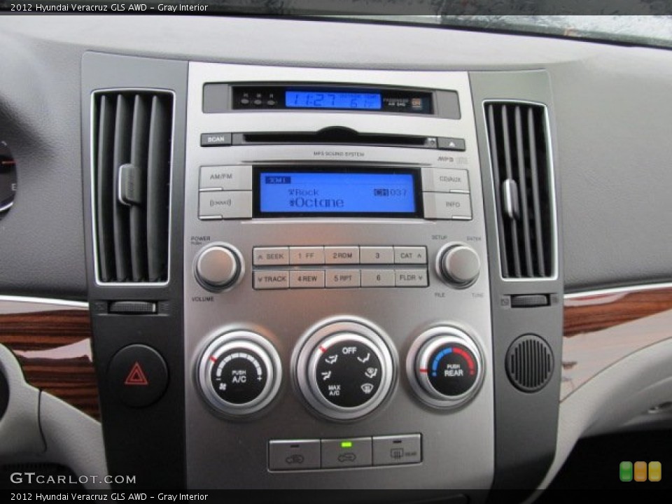 Gray 2012 Hyundai Veracruz Interiors