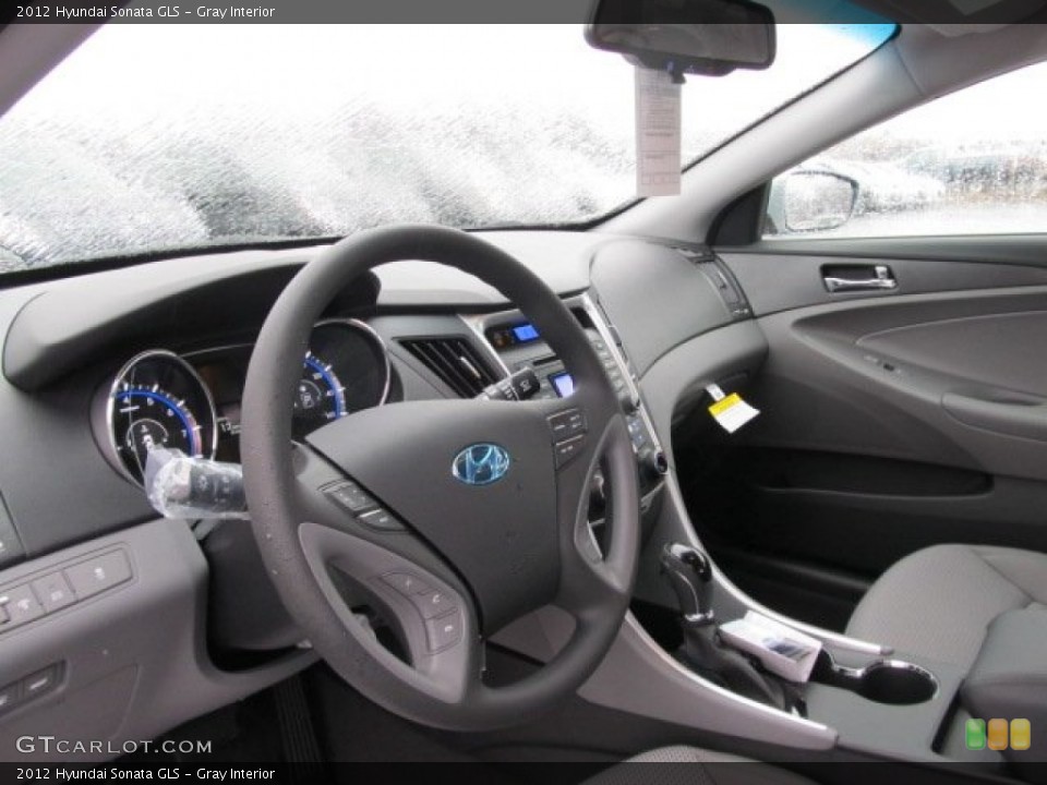 Gray Interior Photo for the 2012 Hyundai Sonata GLS #62081929