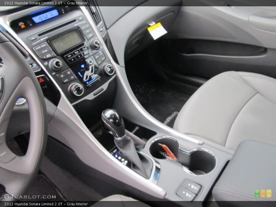 Gray Interior Controls for the 2012 Hyundai Sonata Limited 2.0T #62083551