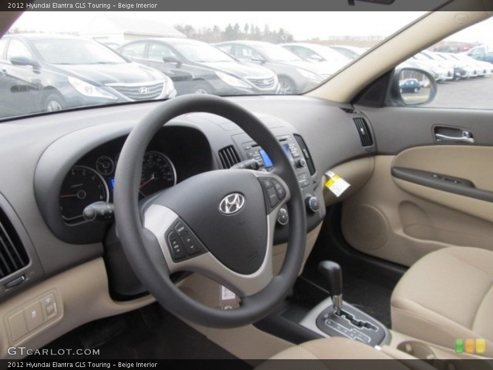 Beige Interior Photo for the 2012 Hyundai Elantra GLS Touring #62083917