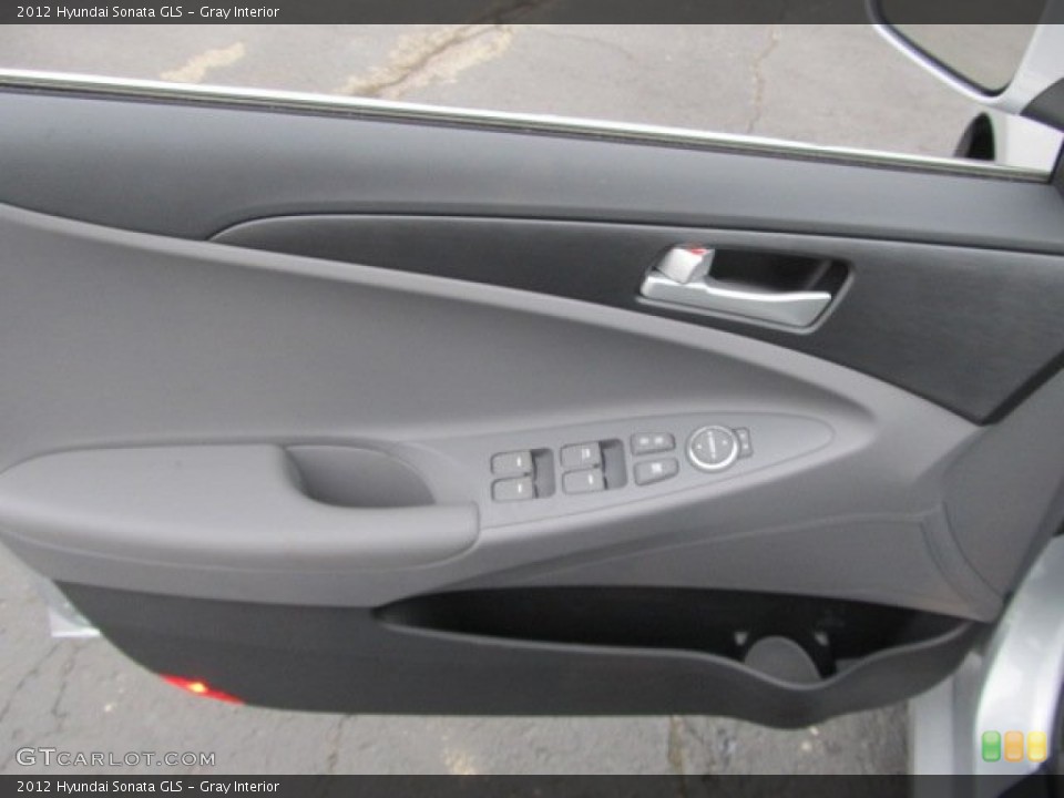 Gray Interior Door Panel for the 2012 Hyundai Sonata GLS #62084106