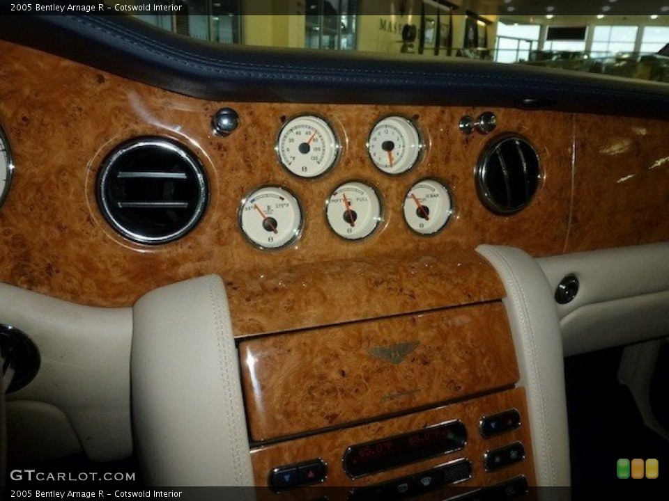 Cotswold Interior Gauges for the 2005 Bentley Arnage R #62091015