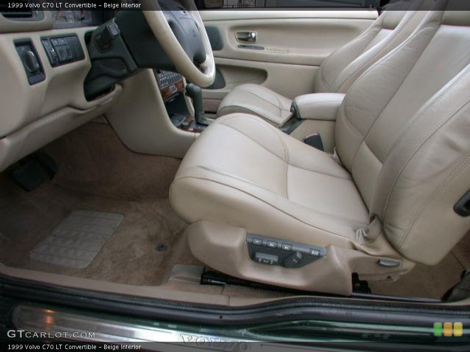 Beige Interior Photo for the 1999 Volvo C70 LT Convertible #62098566