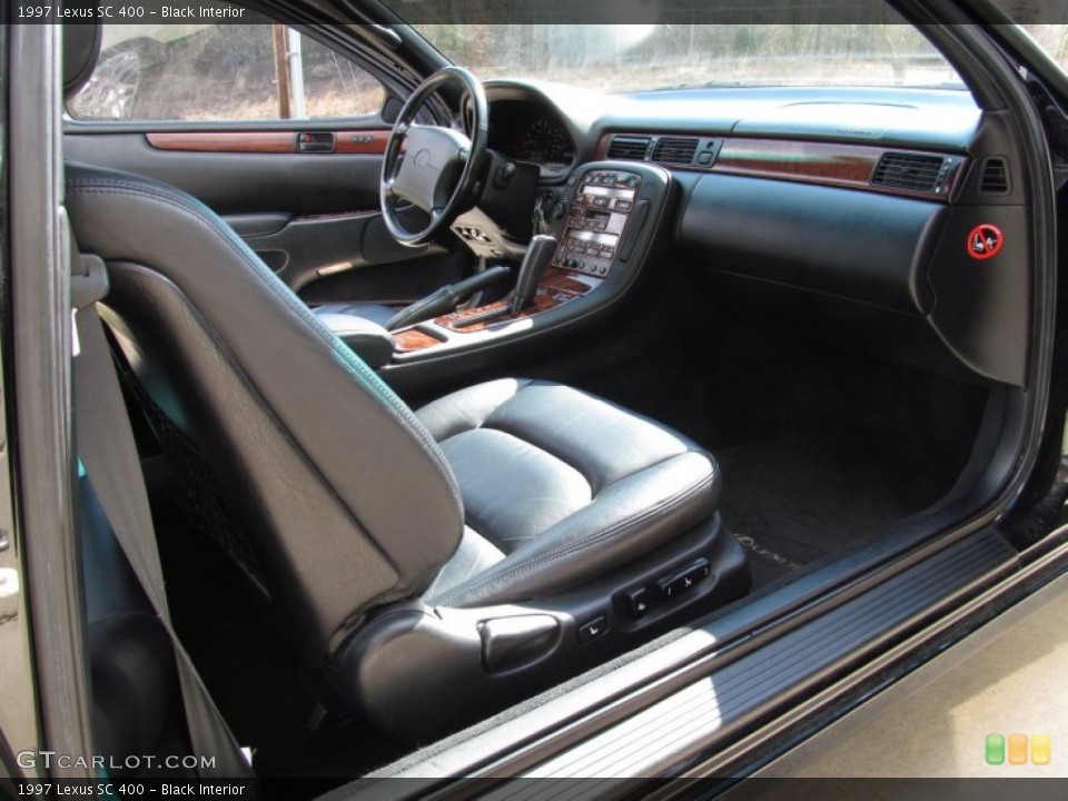 Black Interior Photo for the 1997 Lexus SC 400 #62098893