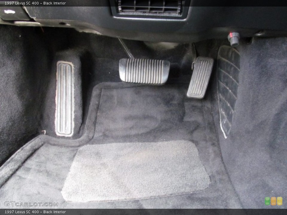 Black Interior Controls for the 1997 Lexus SC 400 #62099010