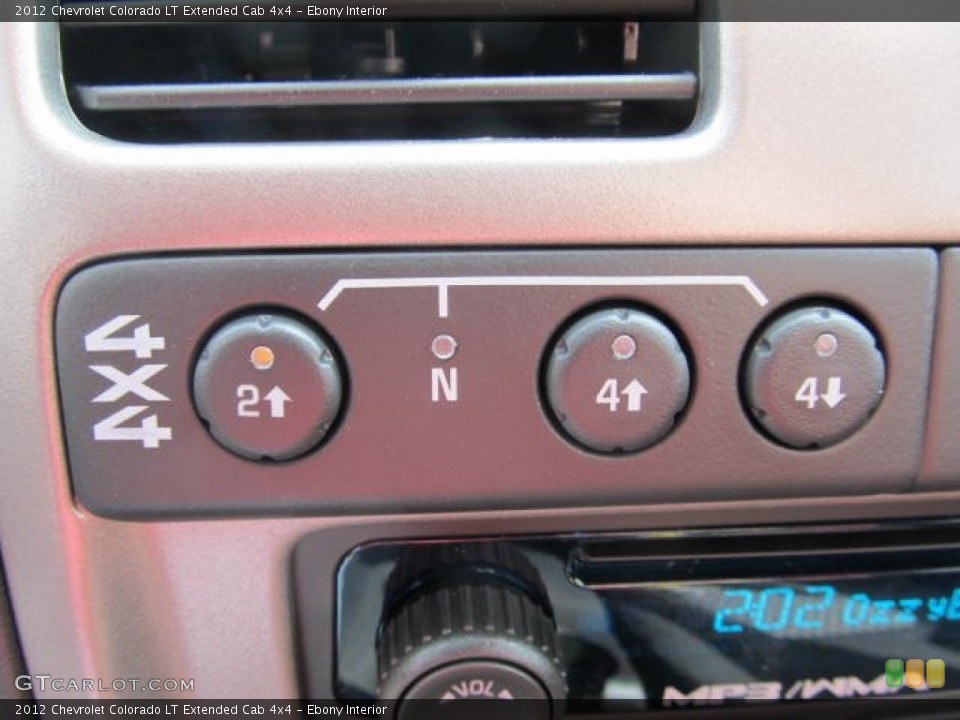 Ebony Interior Controls for the 2012 Chevrolet Colorado LT Extended Cab 4x4 #62106549