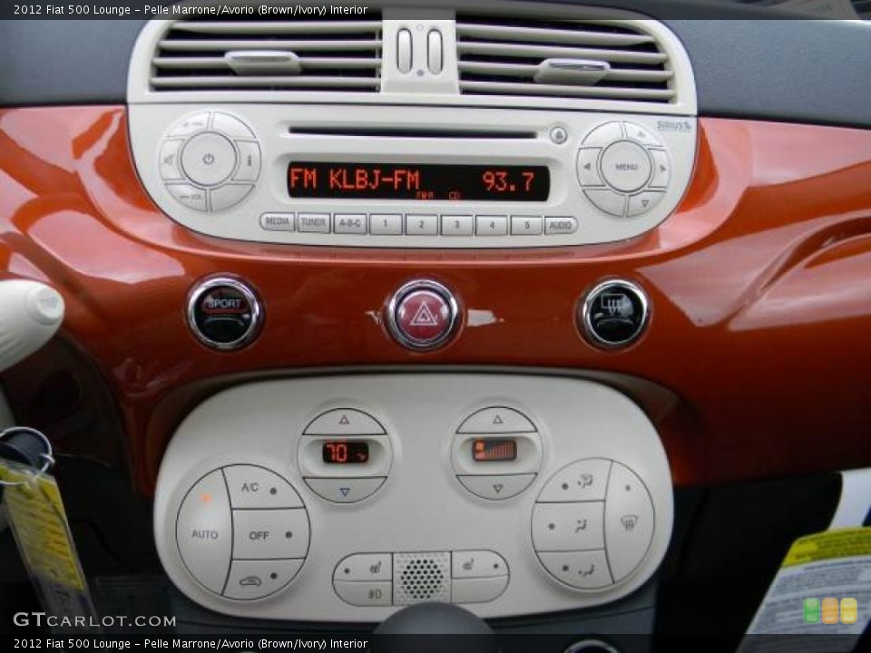 Pelle Marrone/Avorio (Brown/Ivory) Interior Audio System for the 2012 Fiat 500 Lounge #62108371