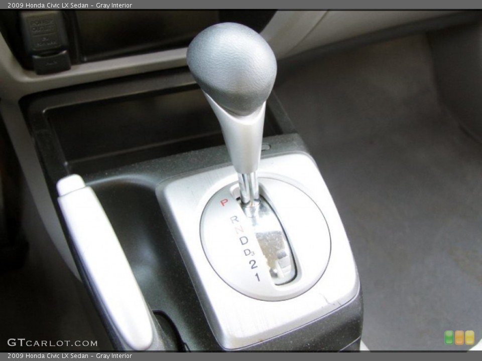 Gray Interior Transmission for the 2009 Honda Civic LX Sedan #62109412